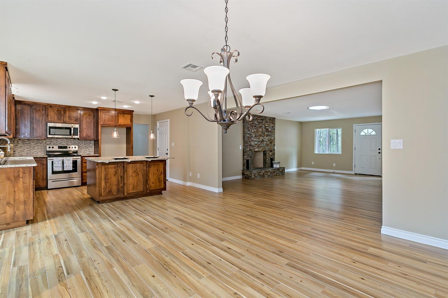 372 Colin Road Grants Pass, OR 97527 - Photo 12 of 34 Additional Photo