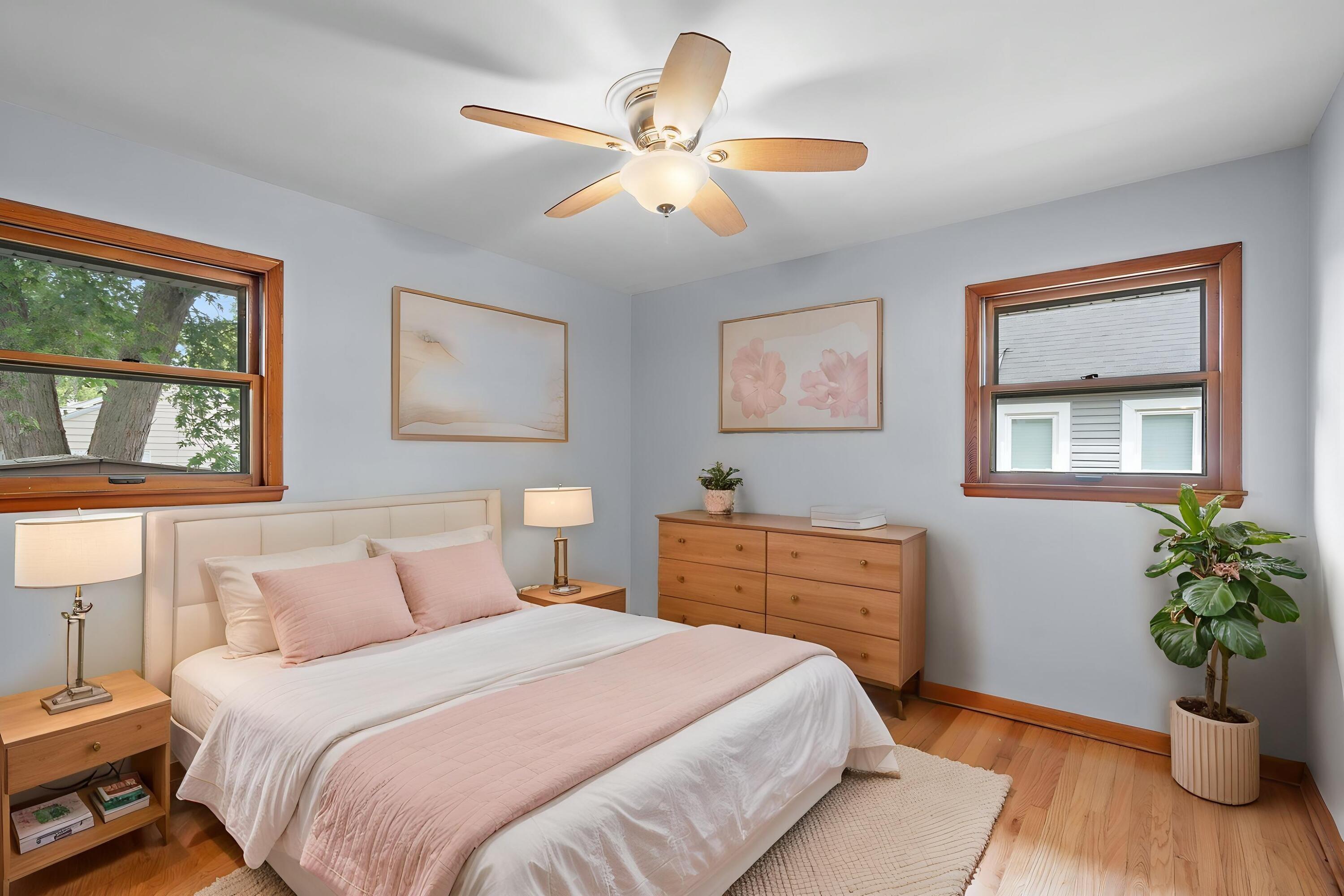 210 South Indiana Avenue Crown Point, IN 46307 - Photo 14 of 24 3000x2000