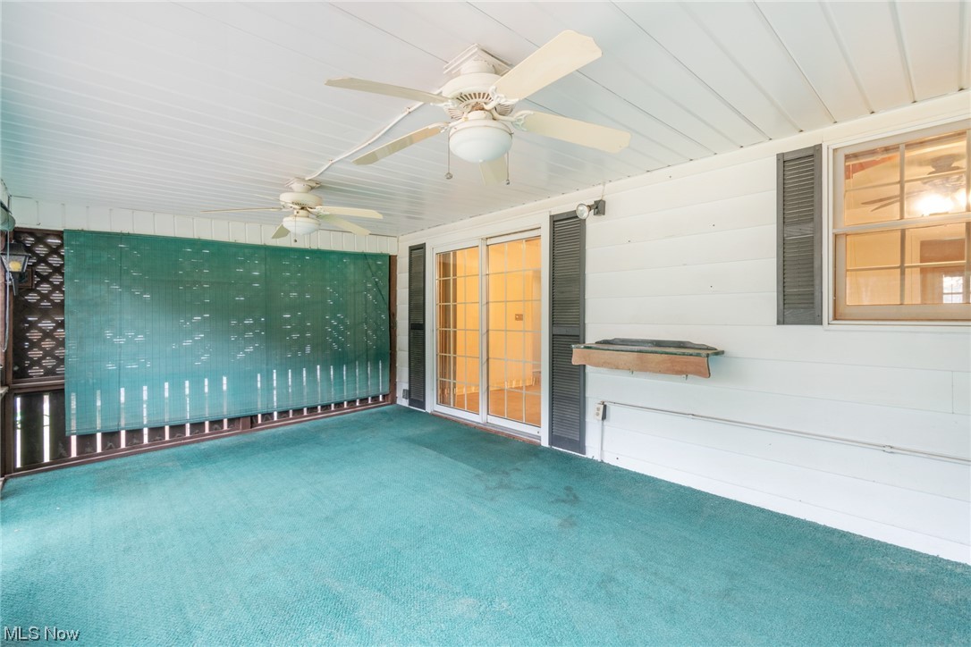 6178 Warren - Sharon Road Brookfield, OH 44403 - Photo 8 of 43 Side A -3 Season Sun Room