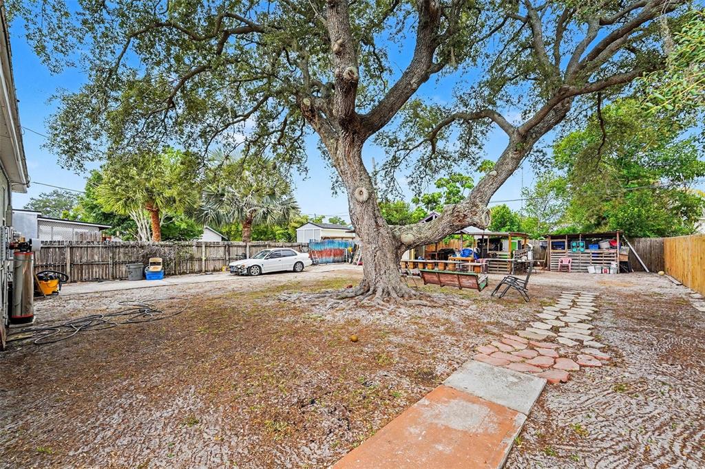 1464 Druid Road Clearwater, FL 33756 - Photo 23 of 26