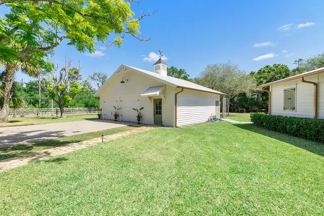 $1,199,000 | 32801 Highway 441, Unit 64, Okeechobee, FL 34972