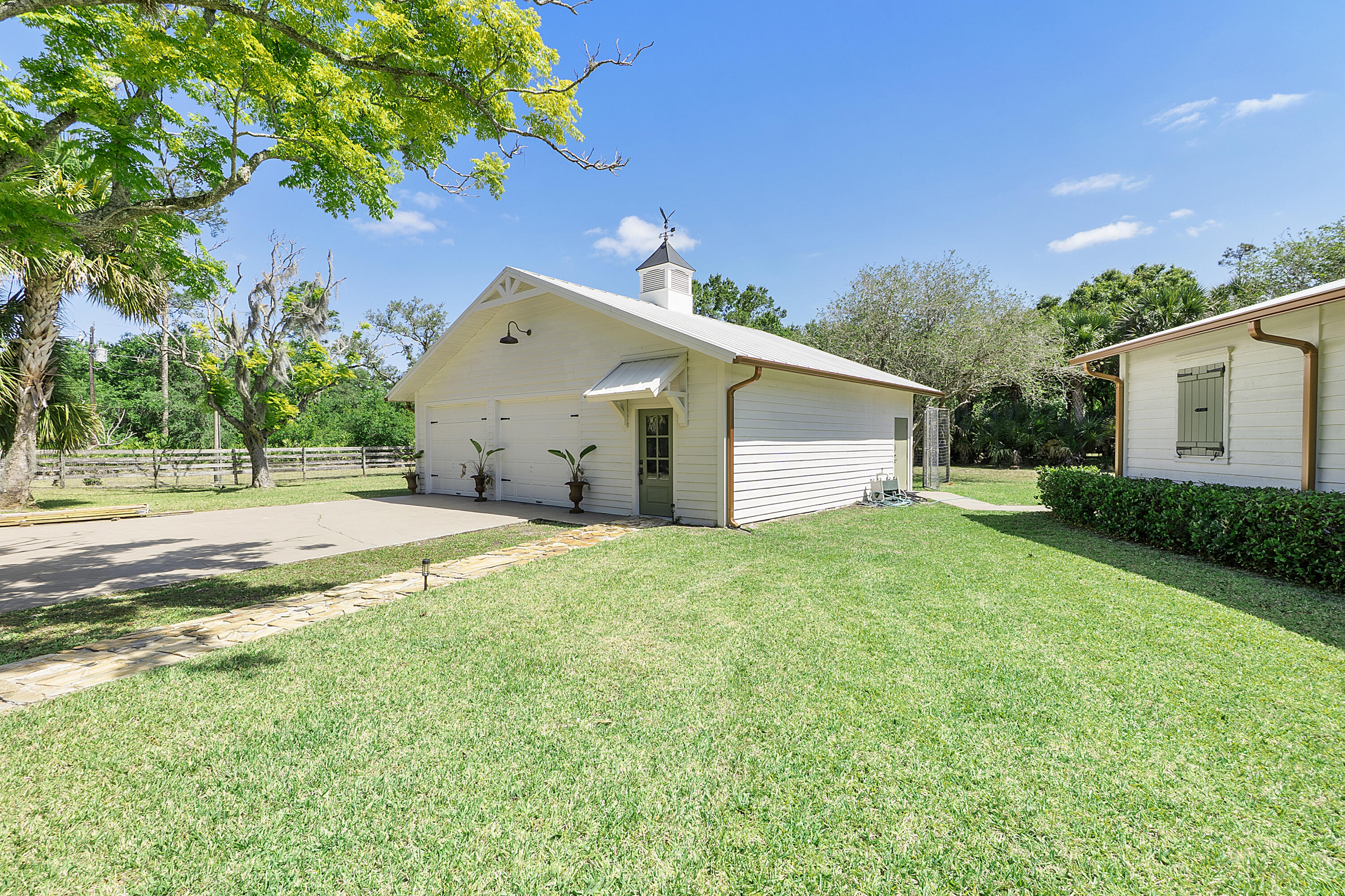 32801 Highway 441, Unit 64 Okeechobee, FL 34972 - Photo 38 of 138 32801 US-441_035