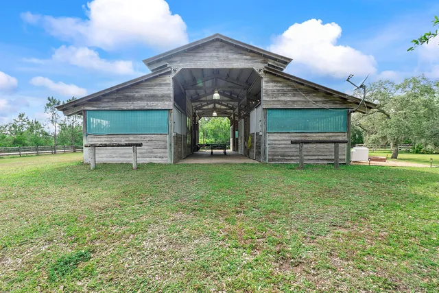 $1,199,000 | 32801 Highway 441, Unit 64, Okeechobee, FL 34972