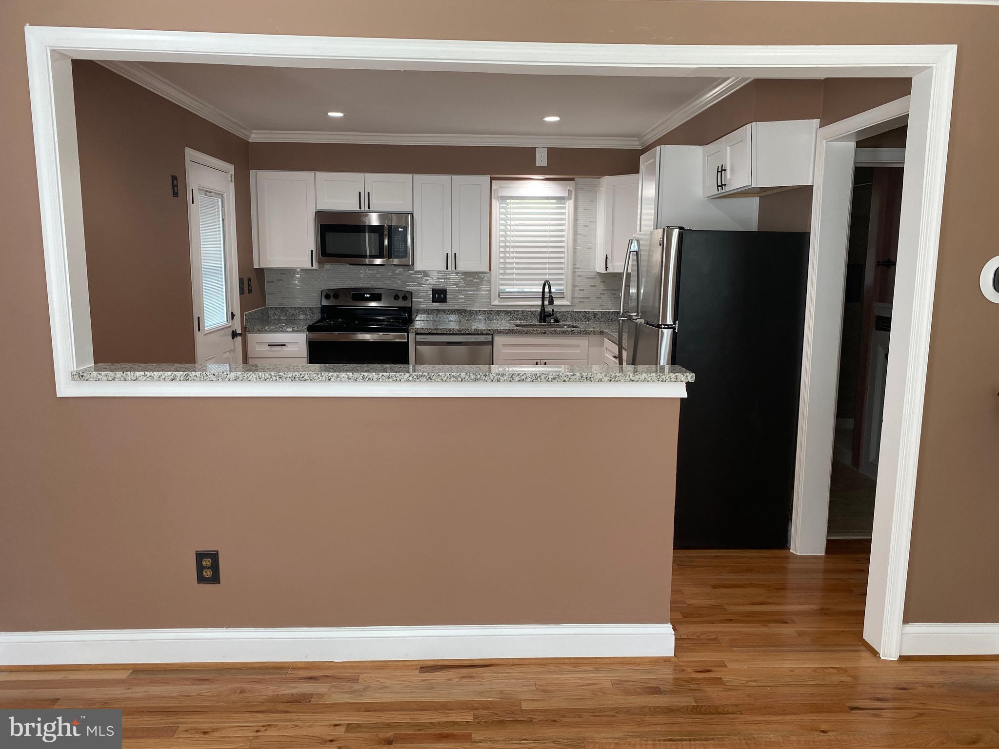 18 South Hawthorne Road Middle River, MD 21220 - Photo 12 of 53