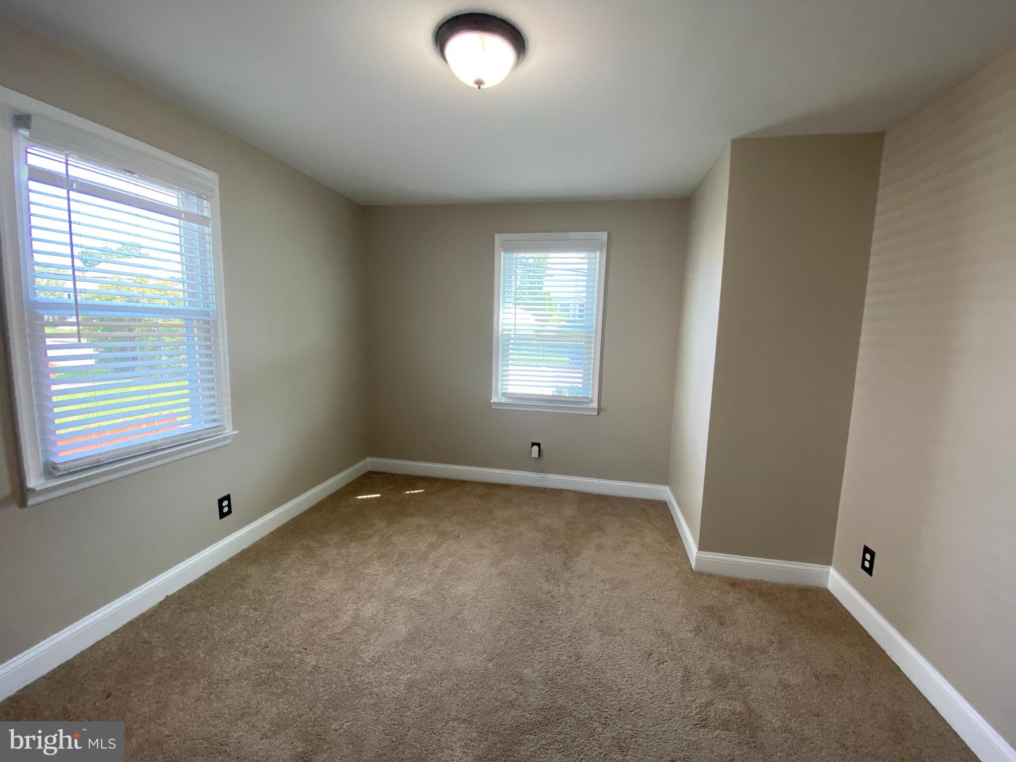 18 South Hawthorne Road Middle River, MD 21220 - Photo 24 of 53 Spacious main level bedroom 2.