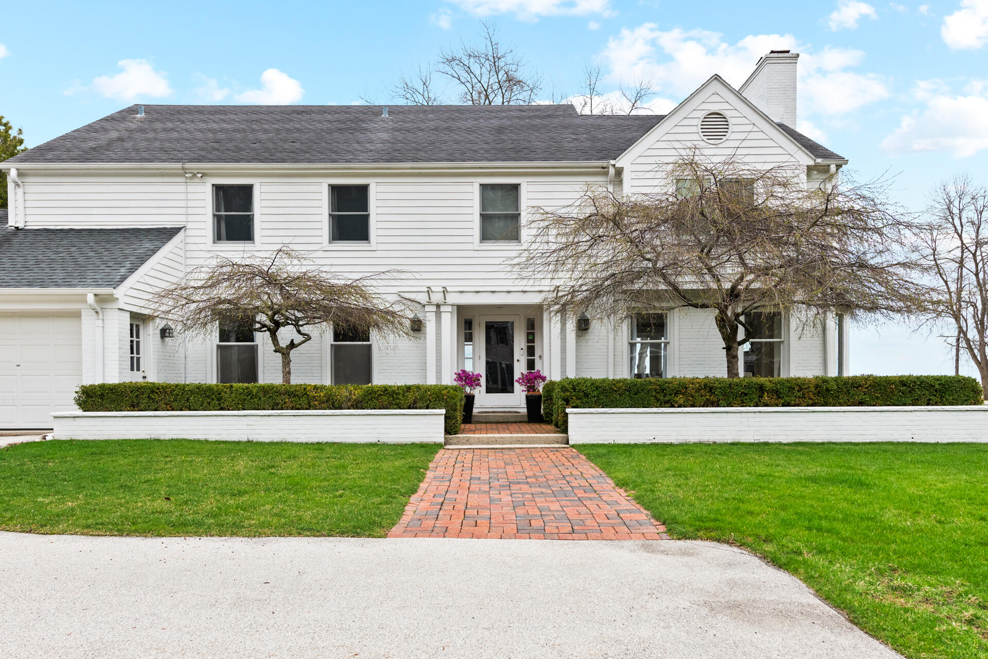 8035 North Beach Drive Fox Point, WI 53217 - Photo 2 of 69 Welcome!