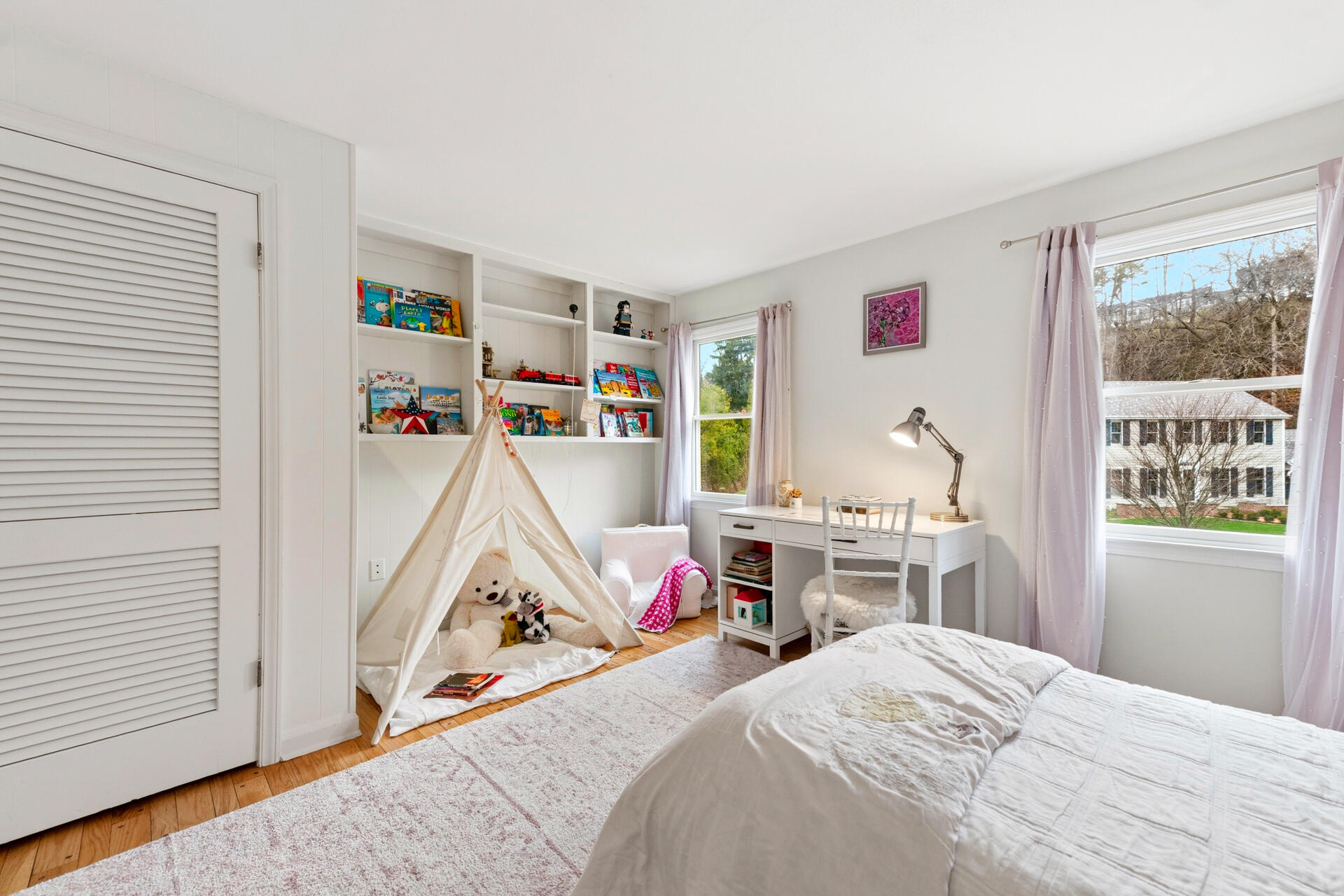 8035 North Beach Drive Fox Point, WI 53217 - Photo 40 of 69 Bedroom 3