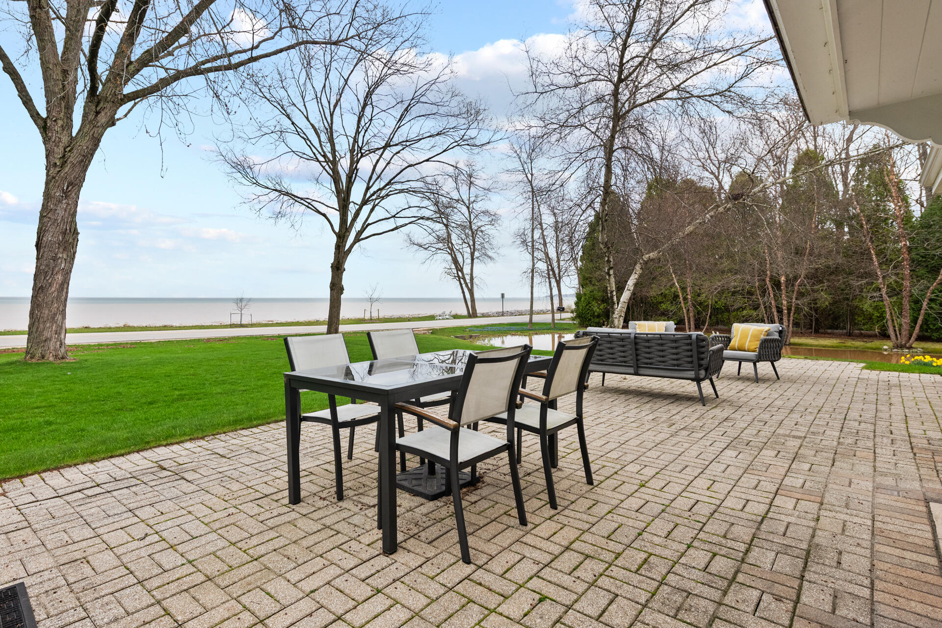 8035 North Beach Drive Fox Point, WI 53217 - Photo 54 of 69 Patio