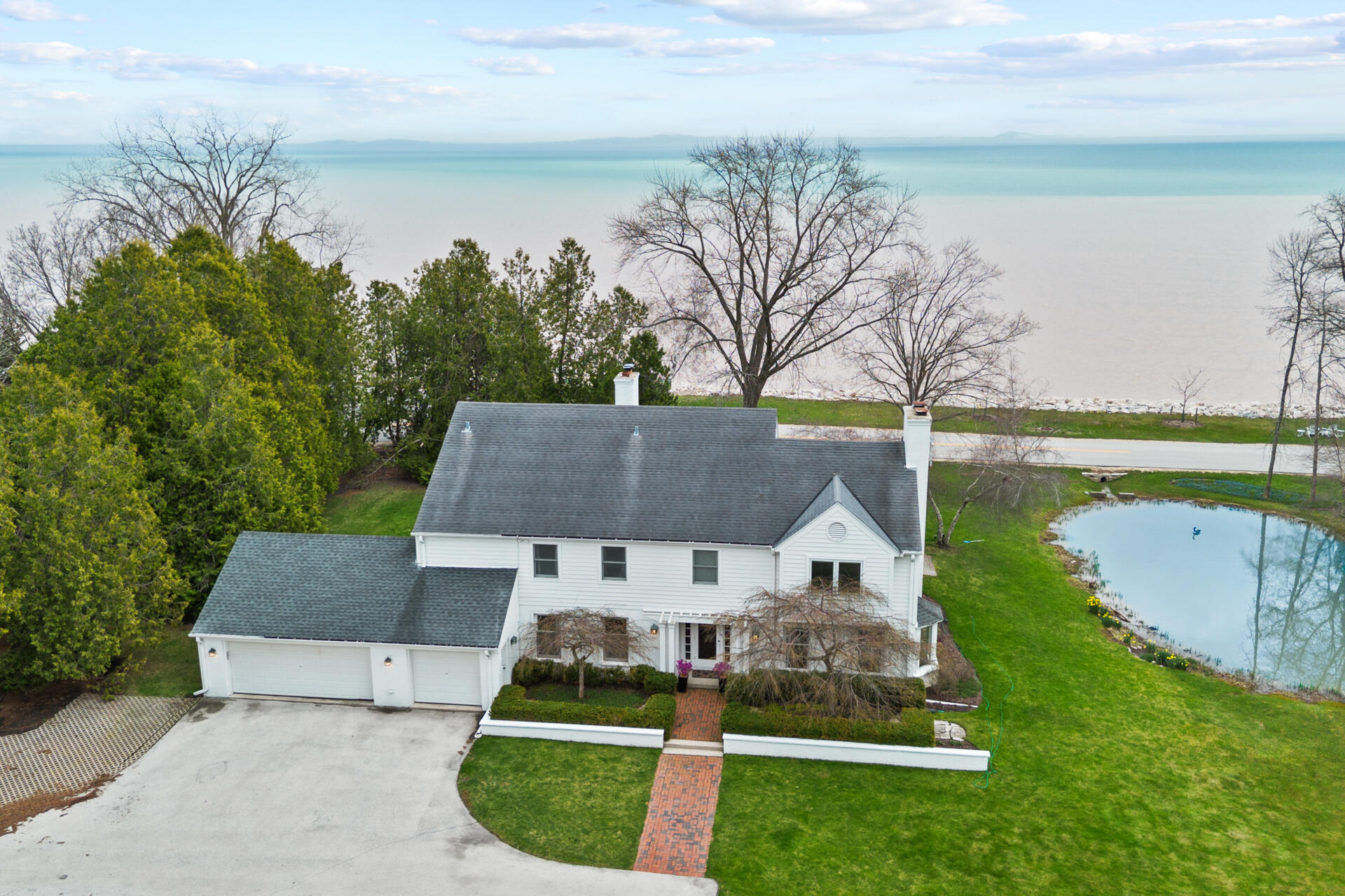 8035 North Beach Drive Fox Point, WI 53217 - Photo 59 of 69 Exterior