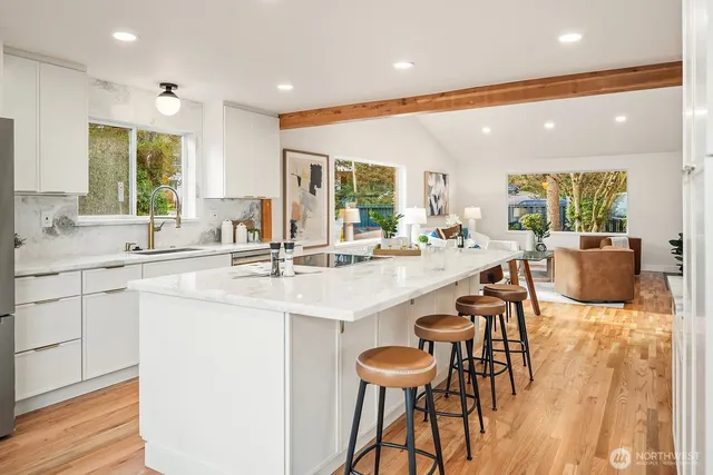 $1,695,000 | 9802 15th Avenue Northeast, Seattle, WA 98115