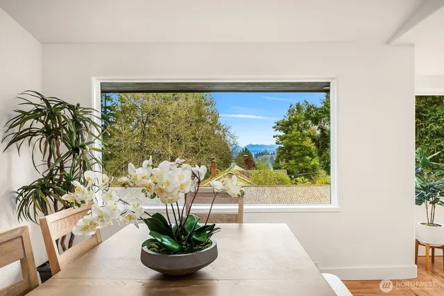 $1,695,000 | 9802 15th Avenue Northeast, Seattle, WA 98115