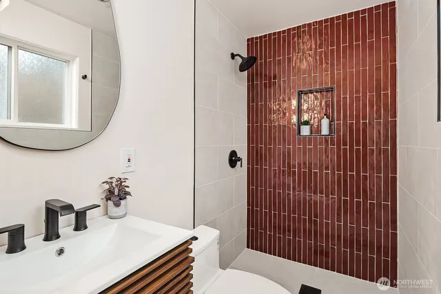 $1,695,000 | 9802 15th Avenue Northeast, Seattle, WA 98115