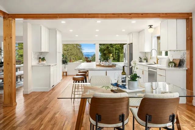 $1,695,000 | 9802 15th Avenue Northeast, Seattle, WA 98115