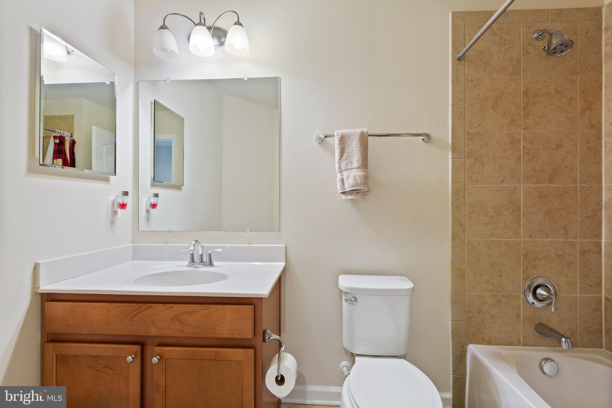 5335 Rockingham Place White Plains, MD 20695 - Photo 27 of 37 Gallery Image 27