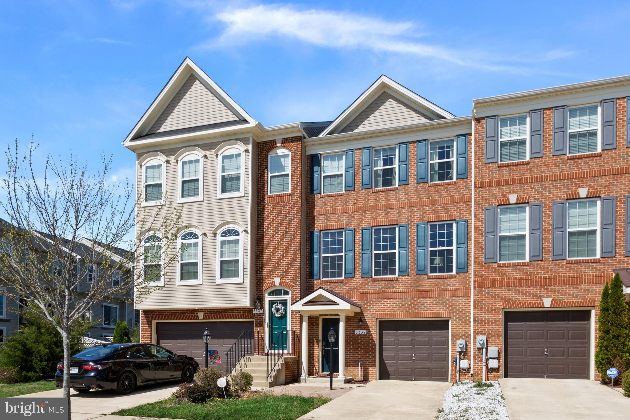 5335 Rockingham Place White Plains, MD 20695 - Photo 3 of 37 Gallery Image 3