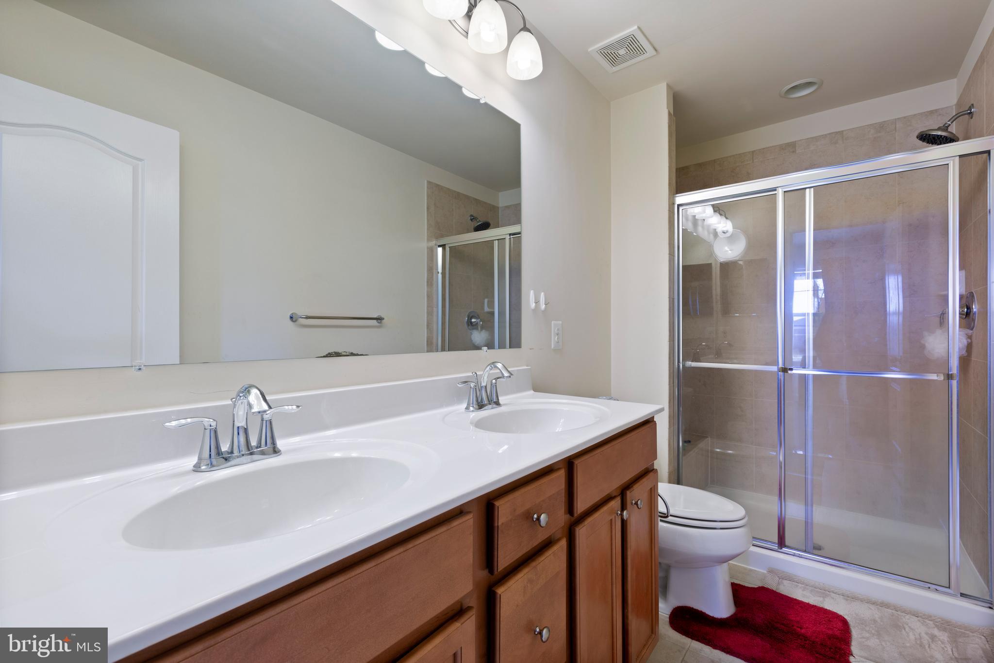 5335 Rockingham Place White Plains, MD 20695 - Photo 32 of 37 Gallery Image 32