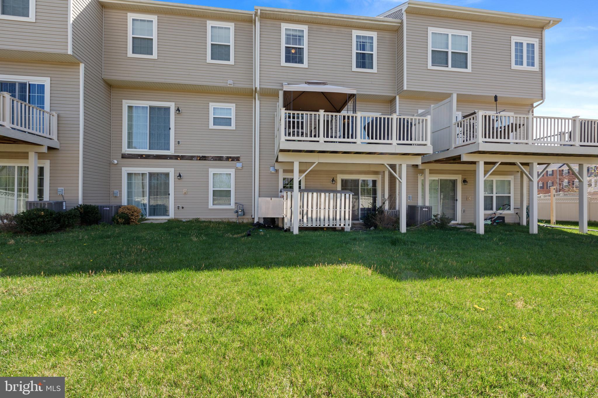 5335 Rockingham Place White Plains, MD 20695 - Photo 35 of 37 Gallery Image 35