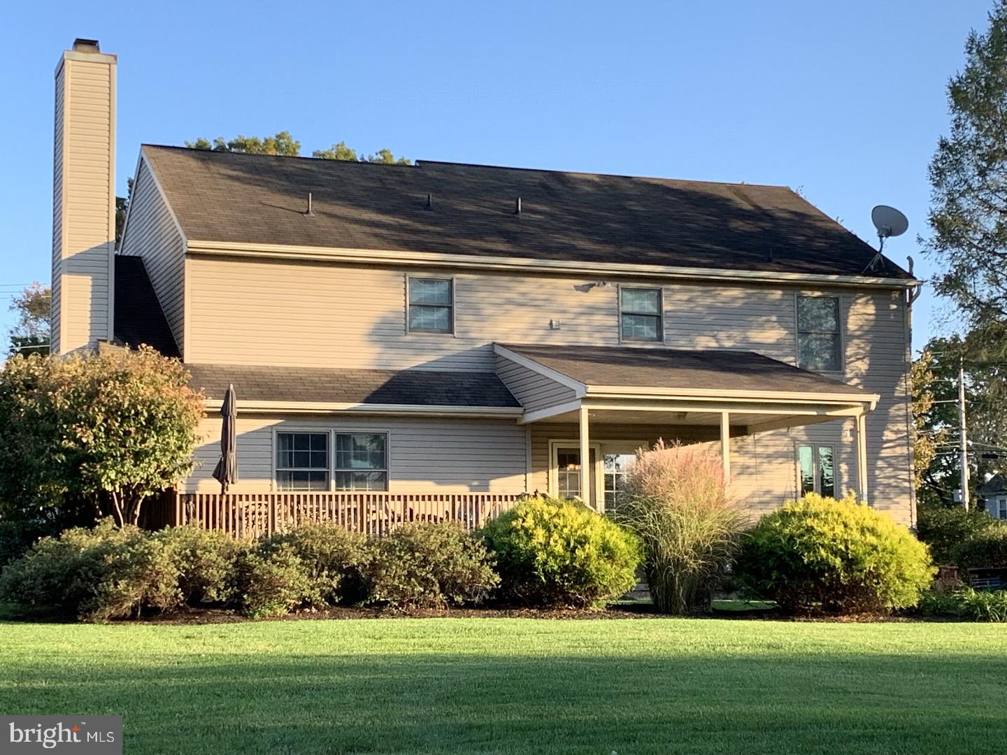 386 Koser Road Lititz, PA 17543 - Photo 4 of 32