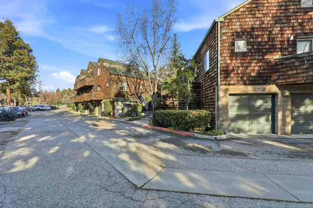 a view of a large building