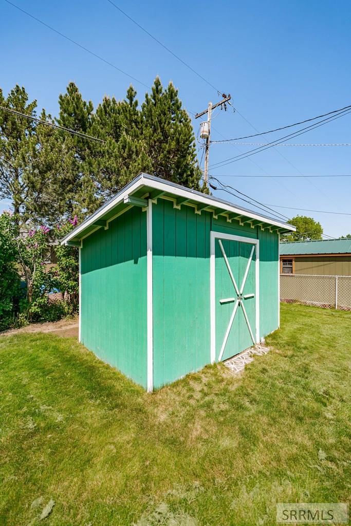 185 Spruce Street Shelley, ID 83274 - Photo 27 of 31