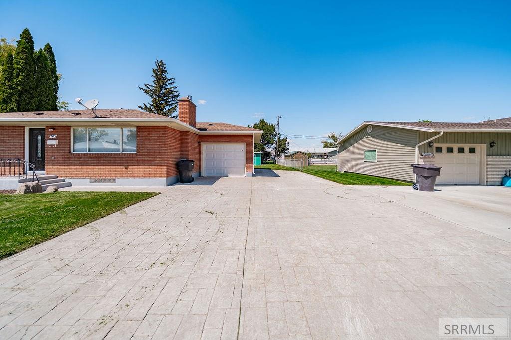 185 Spruce Street Shelley, ID 83274 - Photo 4 of 31