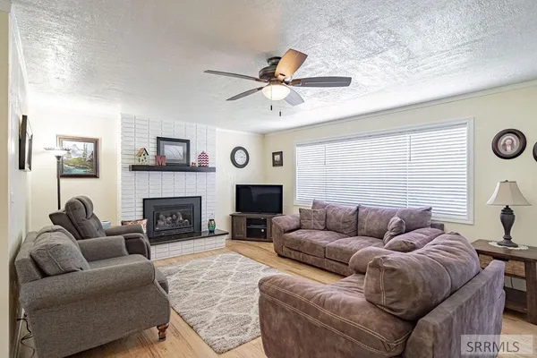 $329,900 | 185 Spruce Street, Shelley, ID 83274