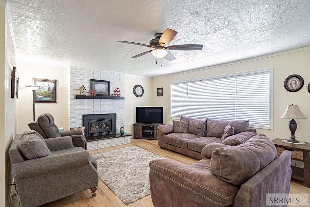 185 Spruce Street Shelley, ID 83274 - Photo 6 of 31