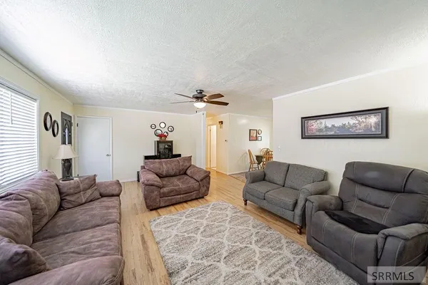 $329,900 | 185 Spruce Street, Shelley, ID 83274