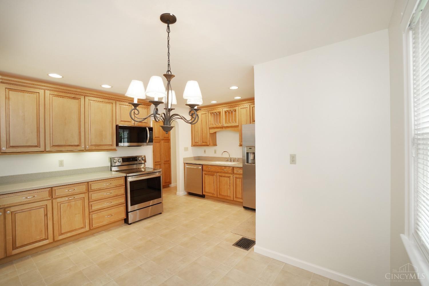 430 Deerfield Road Lebanon, OH 45036 - Photo 9 of 54 Gallery Image 9