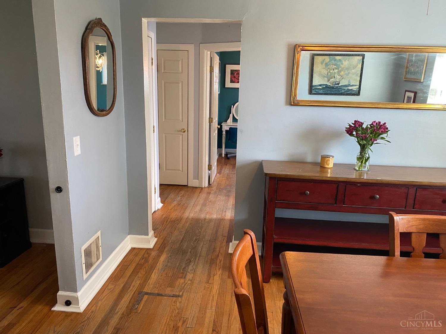 5633 Dry Ridge Road Cincinnati, OH 45252 - Photo 10 of 35 Gallery Image 10