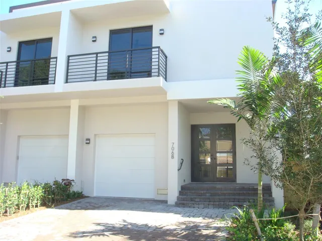 $6,000 | 706 Southwest 9th Terrace, Unit B, Fort Lauderdale, FL 33315