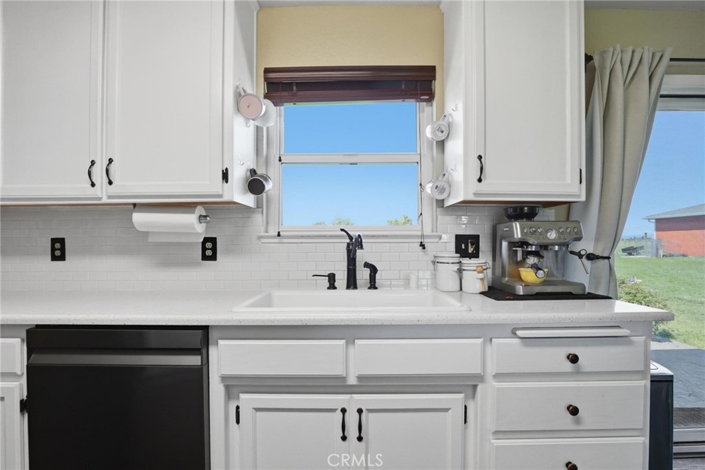 1581 Plumas Arboga Road Olivehurst, CA 95961 - Photo 18 of 64