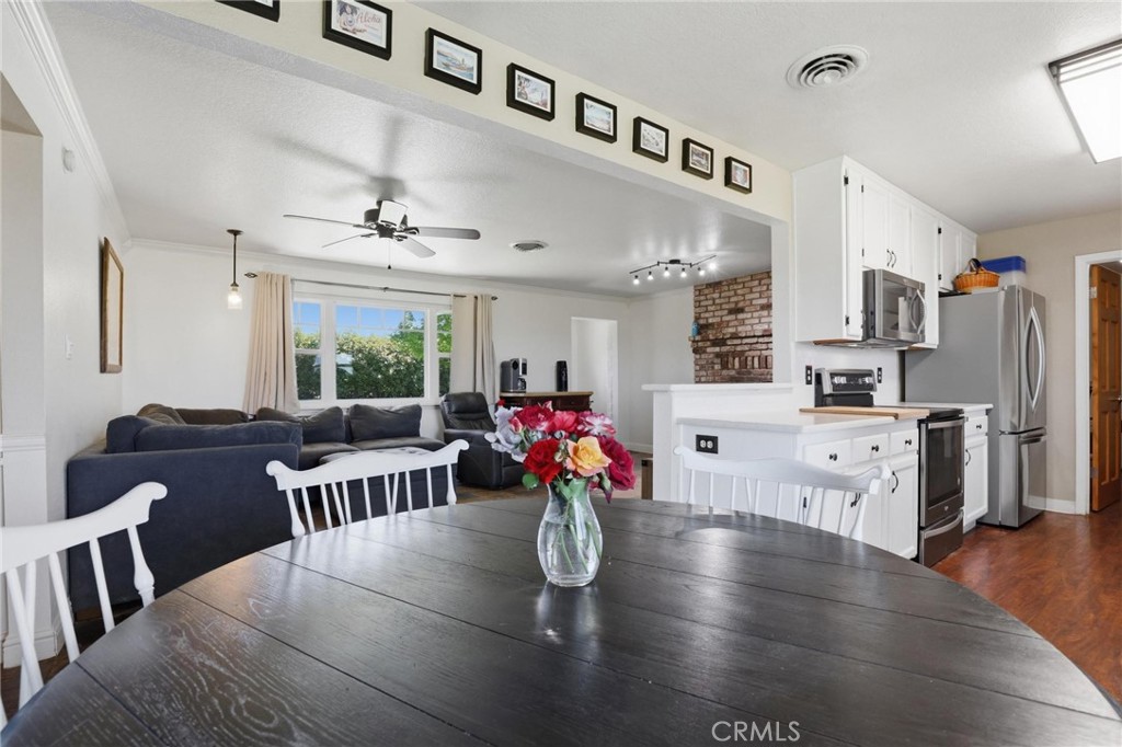 1581 Plumas Arboga Road Olivehurst, CA 95961 - Photo 19 of 64