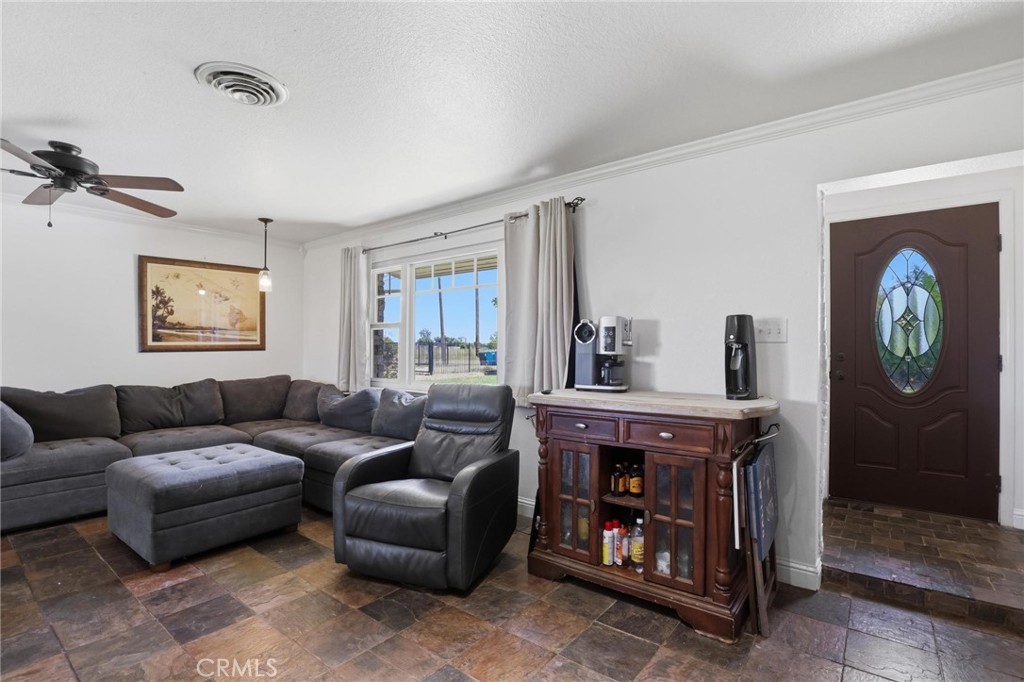 1581 Plumas Arboga Road Olivehurst, CA 95961 - Photo 8 of 64