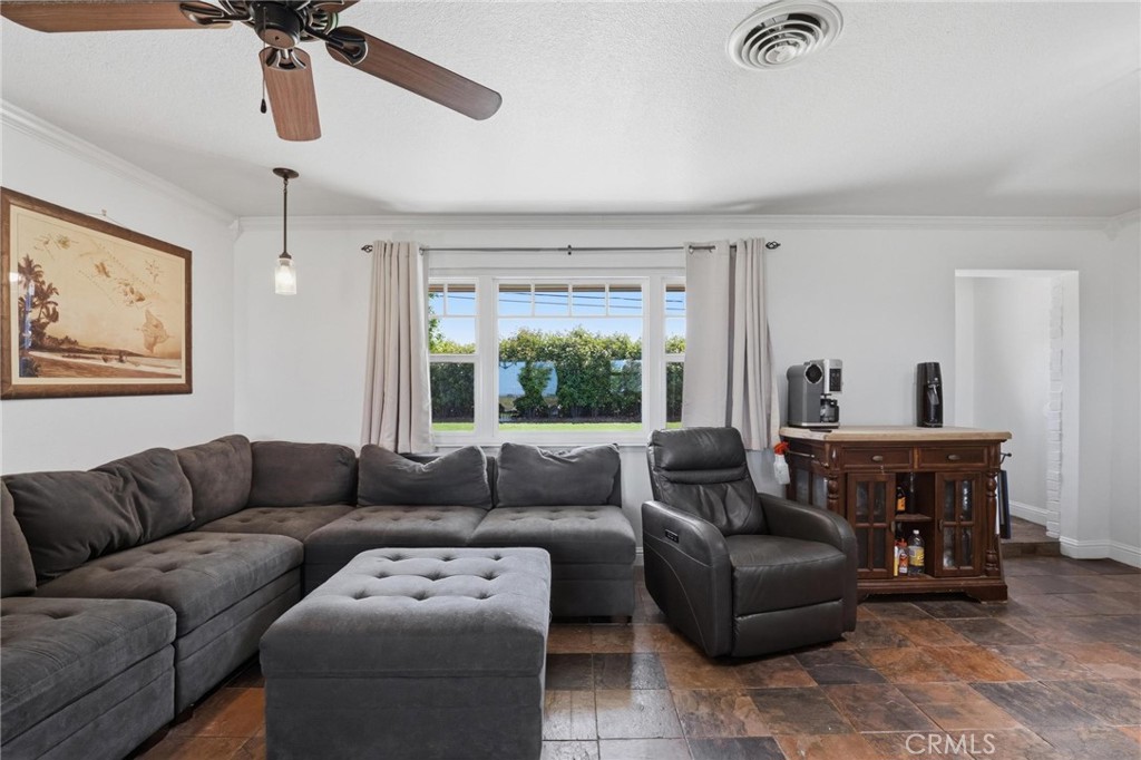 1581 Plumas Arboga Road Olivehurst, CA 95961 - Photo 9 of 64