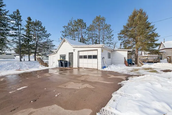 $168,920 | 119 16th Avenue East, Ashland, WI 54806