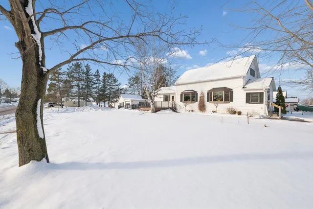 $174,000 | 119 16th Avenue East, Ashland, WI 54806