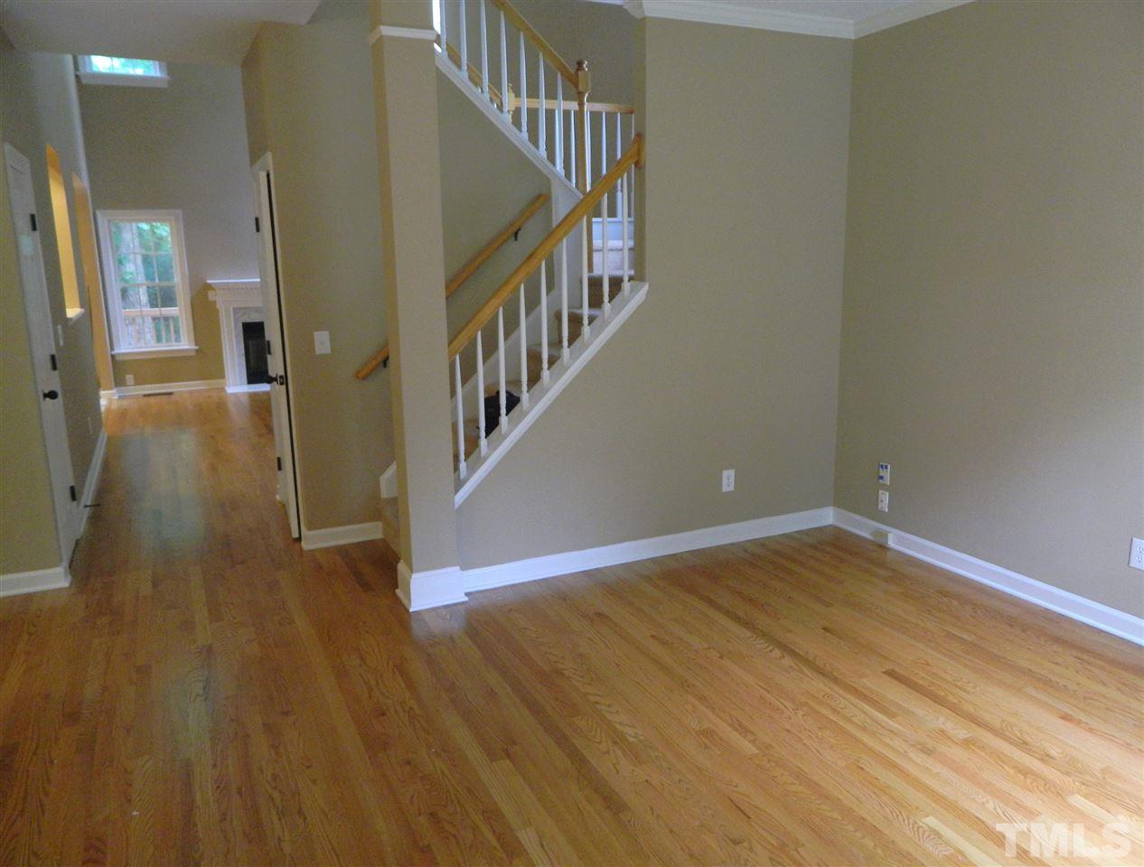 8833 Braceridge Road Raleigh, NC 27613 - Photo 3 of 25