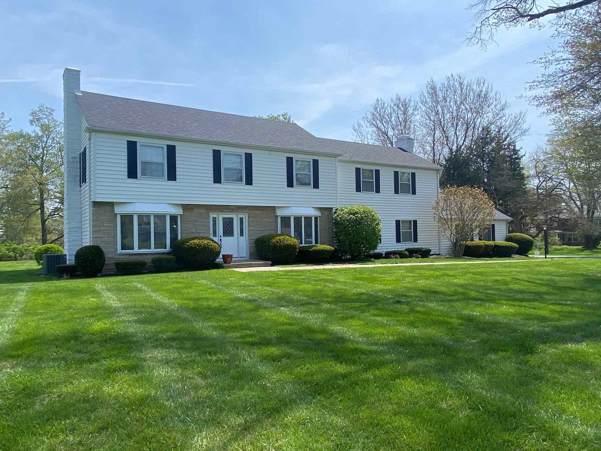 1106 West Overlook Road Marion, IN 46952 - Photo 3 of 36 Gallery Image 3