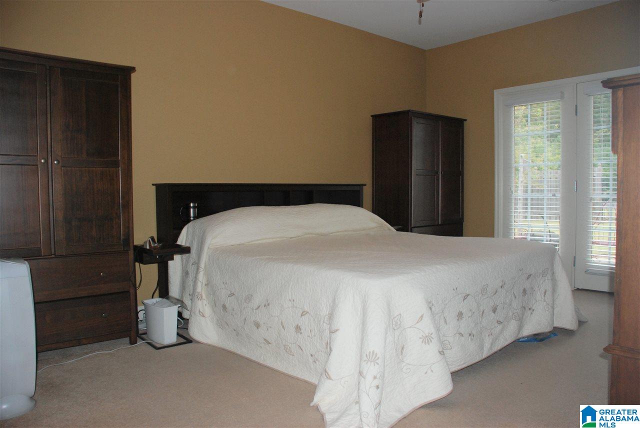 265 Creekside Lane Pelham, AL 35124 - Photo 19 of 35