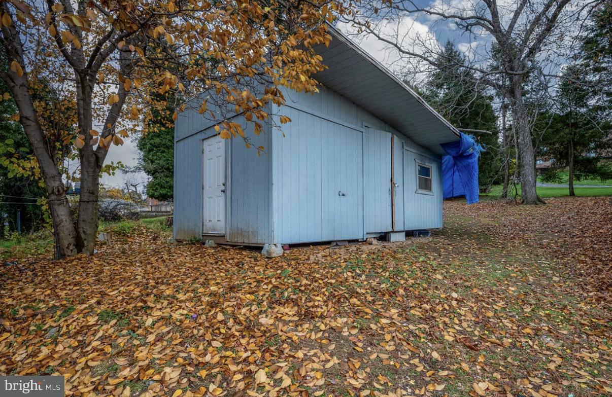 3019 Kutztown Road Reading, PA 19605 - Photo 14 of 52