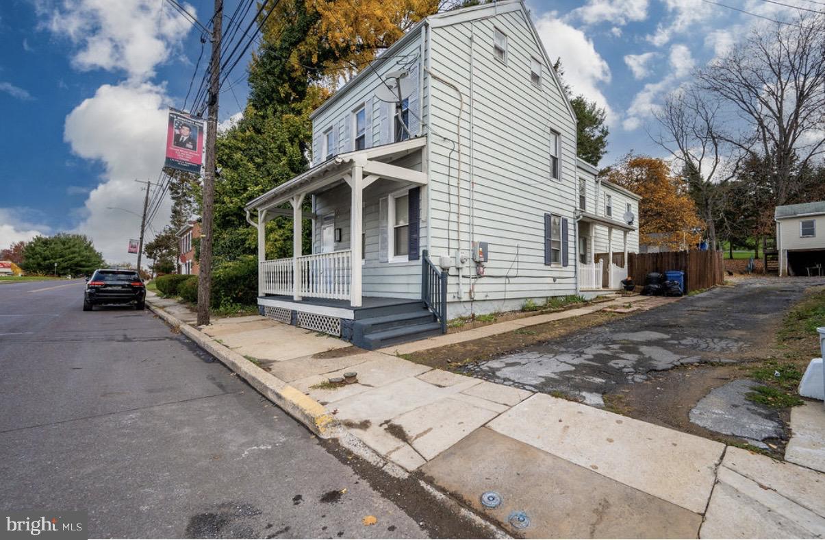 3019 Kutztown Road Reading, PA 19605 - Photo 4 of 52