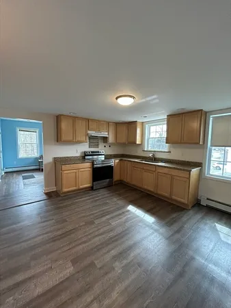 $1,900 | 80 North Main Street, Unit 2, Assonet, MA 02702