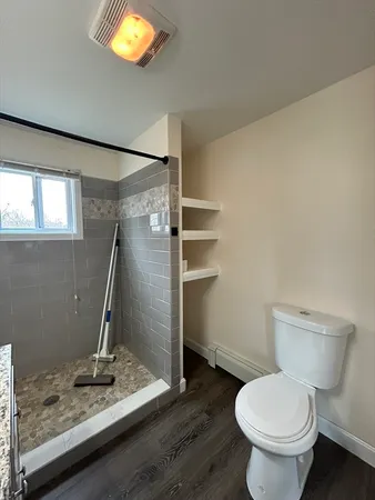 $1,900 | 80 North Main Street, Unit 2, Assonet, MA 02702