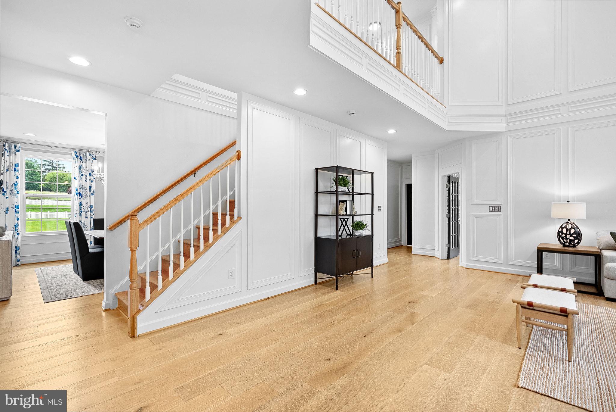 5 Ramsdell Court Round Hill, VA 20141 - Photo 28 of 107 Second stairwell leading to kitchen and great room