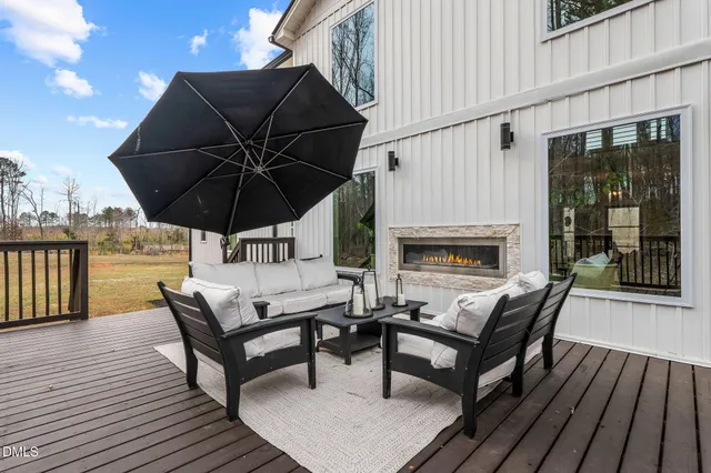 $1,250,000 | 2418 Crossroads Avenue, Hillsborough, NC 27278