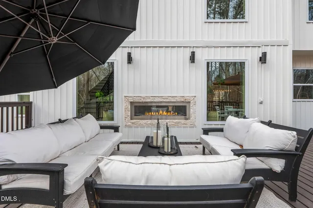 $1,250,000 | 2418 Crossroads Avenue, Hillsborough, NC 27278