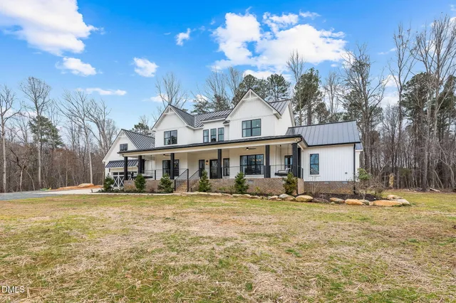 $1,250,000 | 2418 Crossroads Avenue, Hillsborough, NC 27278