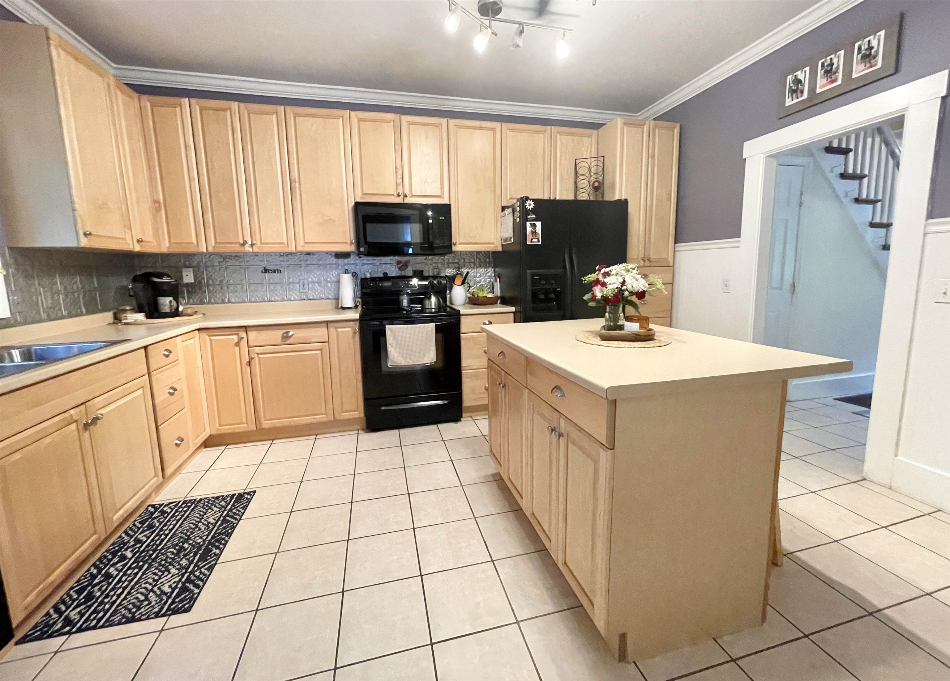 15 Earle Street Rockingham, VT 05101 - Photo 17 of 40