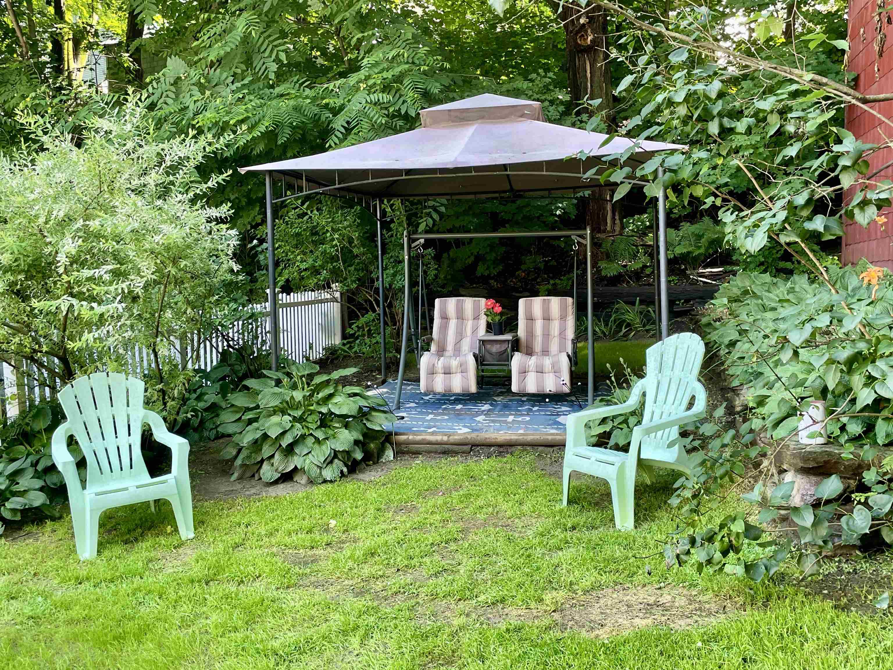 15 Earle Street Rockingham, VT 05101 - Photo 2 of 40